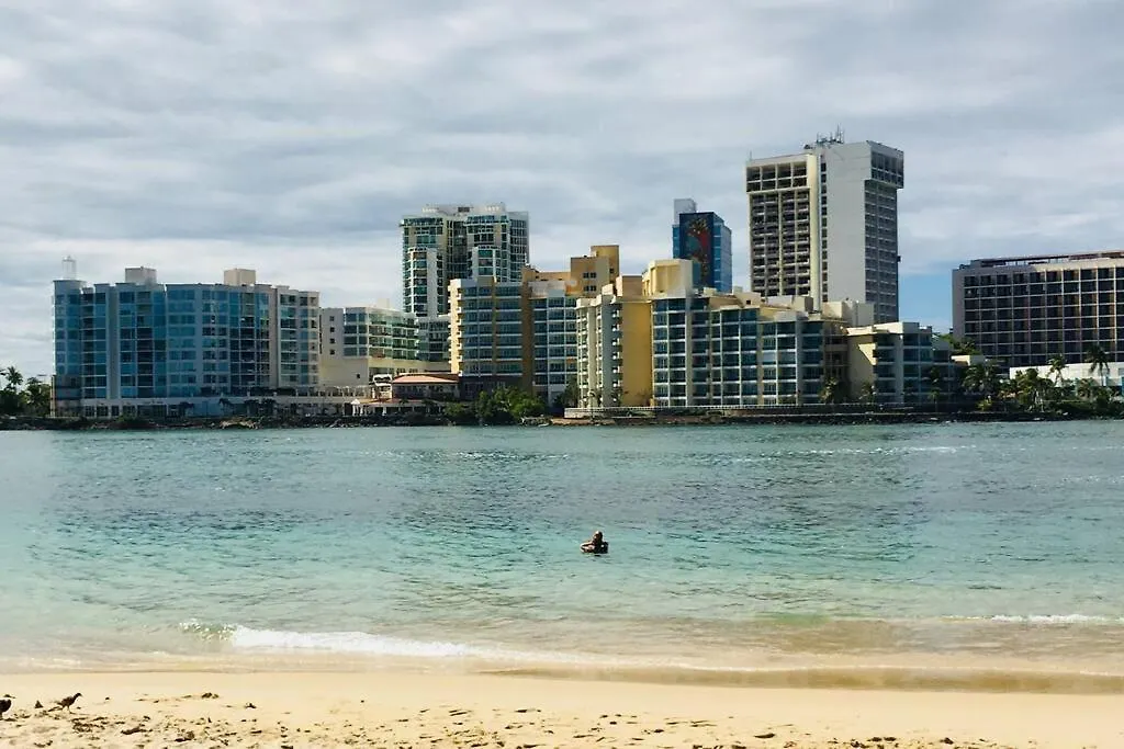 Big Place 2 Bedroom 3 Beds, Wf, Tv, Balcony & Parking San Juan 0*,  Puerto Rico