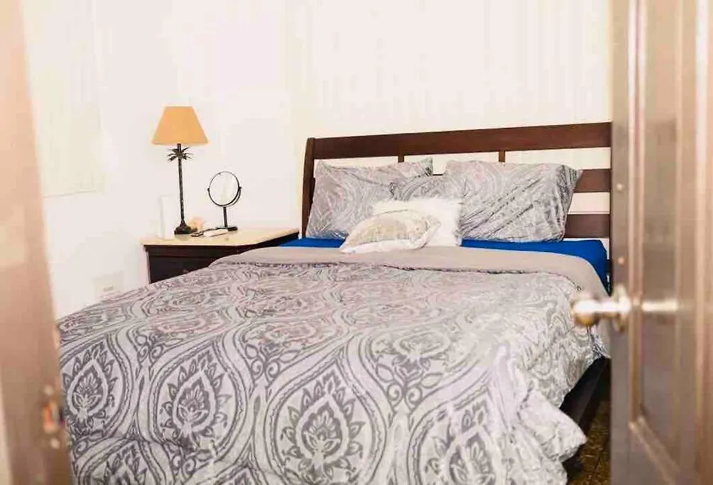 Apartment Big Place 2 Bedroom 3 Beds, Wf, Tv, Balcony & Parking San Juan Puerto Rico
