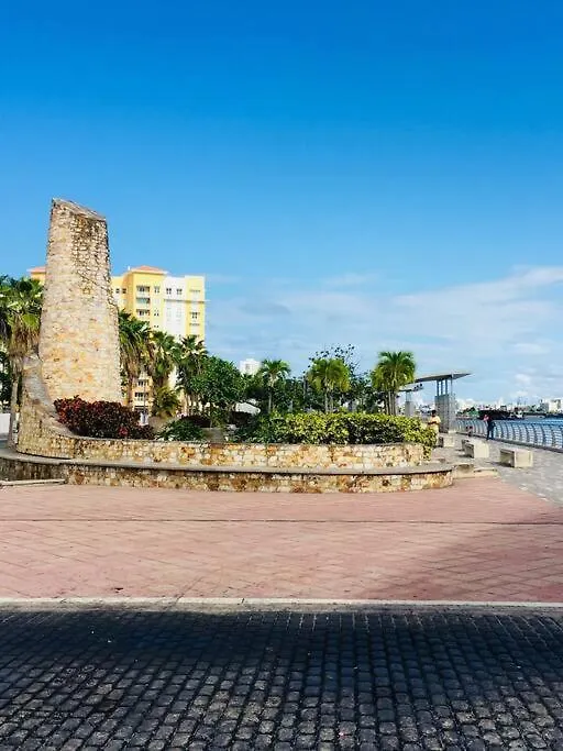 Big Place 2 Bedroom 3 Beds, Wf, Tv, Balcony & Parking San Juan Apartment